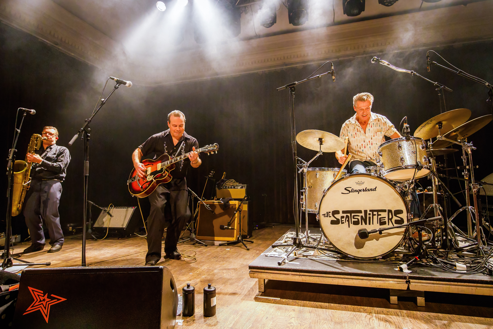 The Seatsniffers Live @ De Casino, picture 1, photographed by Paul Jongeneelen - FrontView Magazine