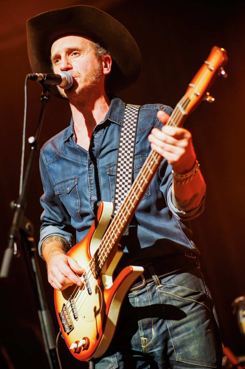 Truck Stop Cutie Live @ De Casino, picture 7, photographed by Paul Jongeneelen - FrontView Magazine
