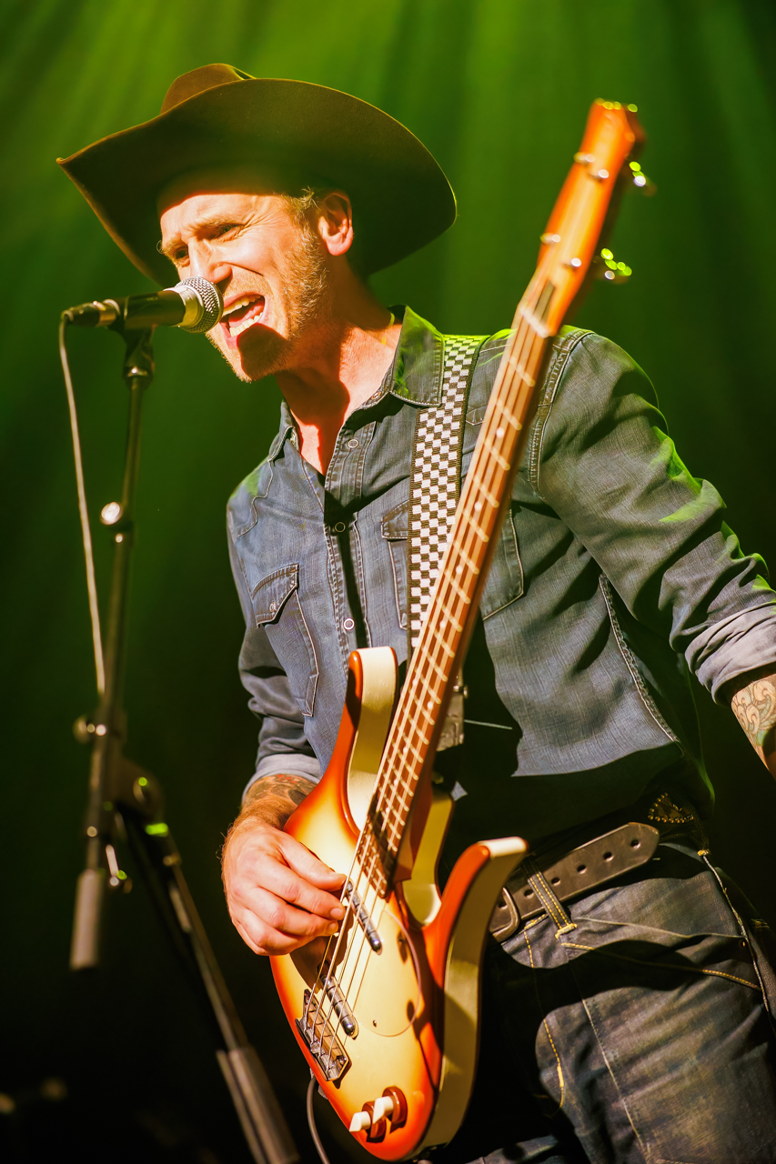 Truck Stop Cutie Live @ De Casino, picture 13, photographed by Paul Jongeneelen - FrontView Magazine