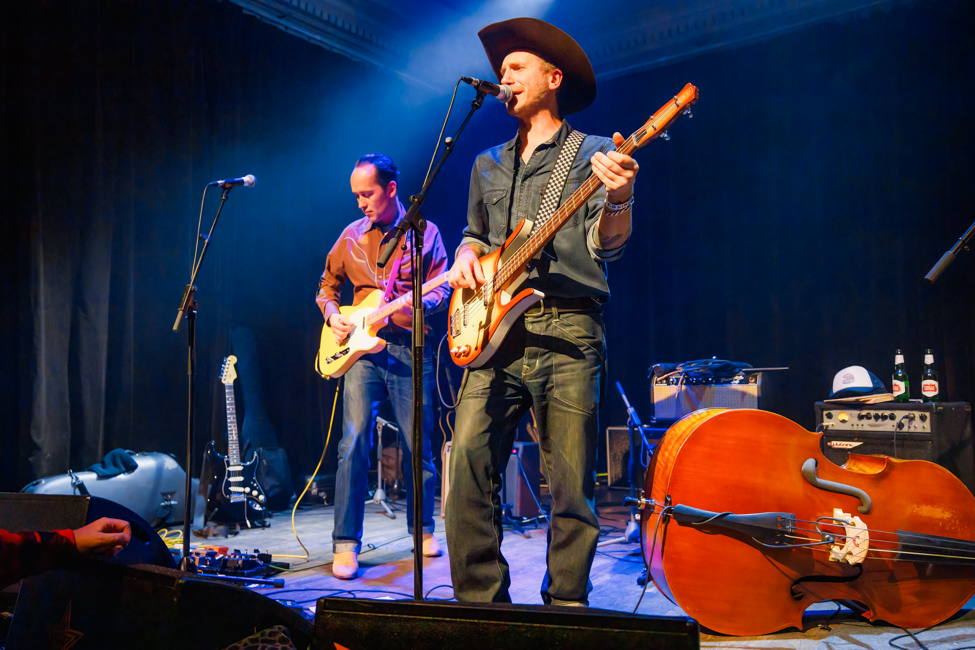 Truck Stop Cutie Live @ De Casino, picture 15, photographed by Paul Jongeneelen - FrontView Magazine