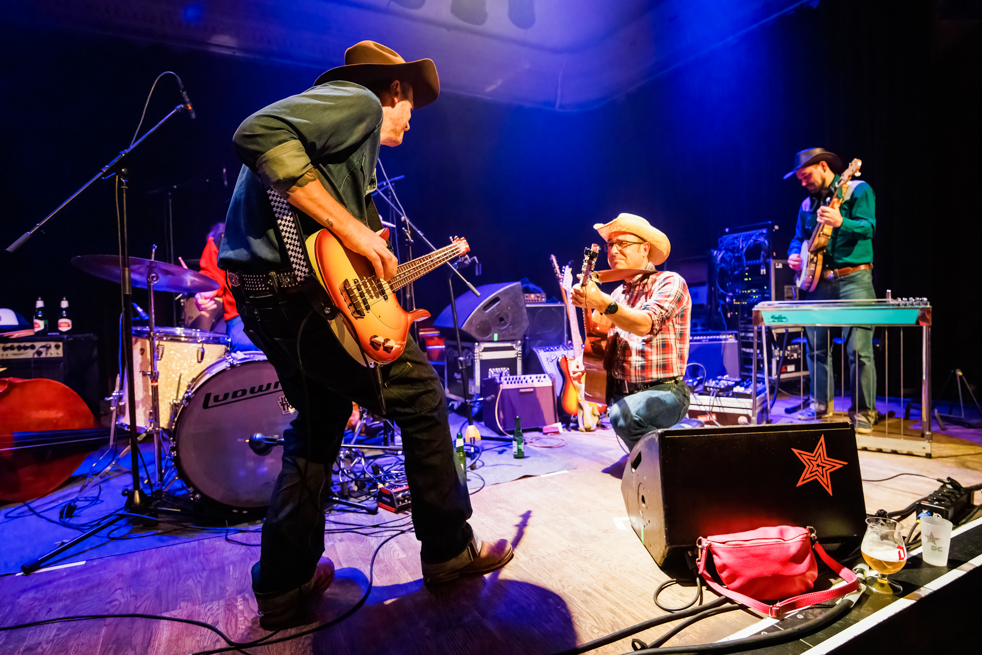 Truck Stop Cutie Live @ De Casino, picture 19, photographed by Paul Jongeneelen - FrontView Magazine