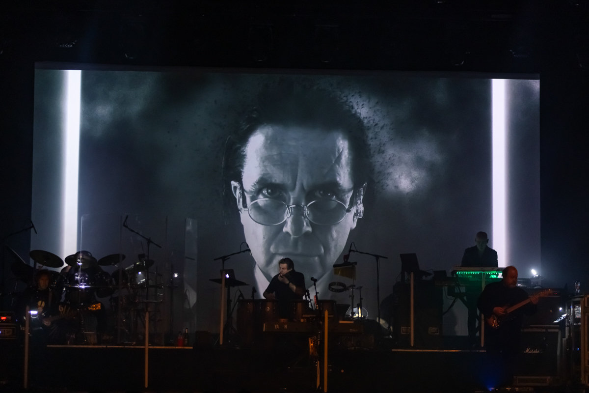 Marillion @ De Roma, picture 2, photographed by dirk janssens - FrontView Magazine