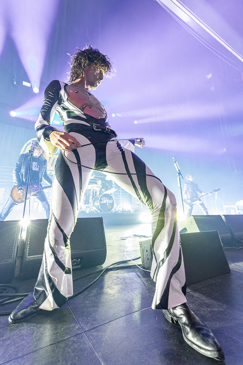 The Darkness @ AB, picture 4, photographed by David Johnson - FrontView Magazine