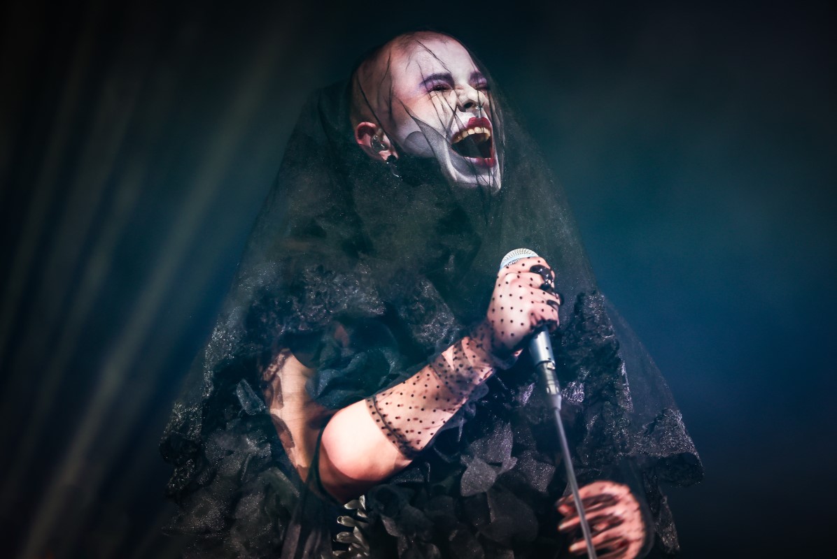 Kovacs support Morpheus @ Effenaar, picture 1, photographed by Kitty van de Waart - FrontView Magazine