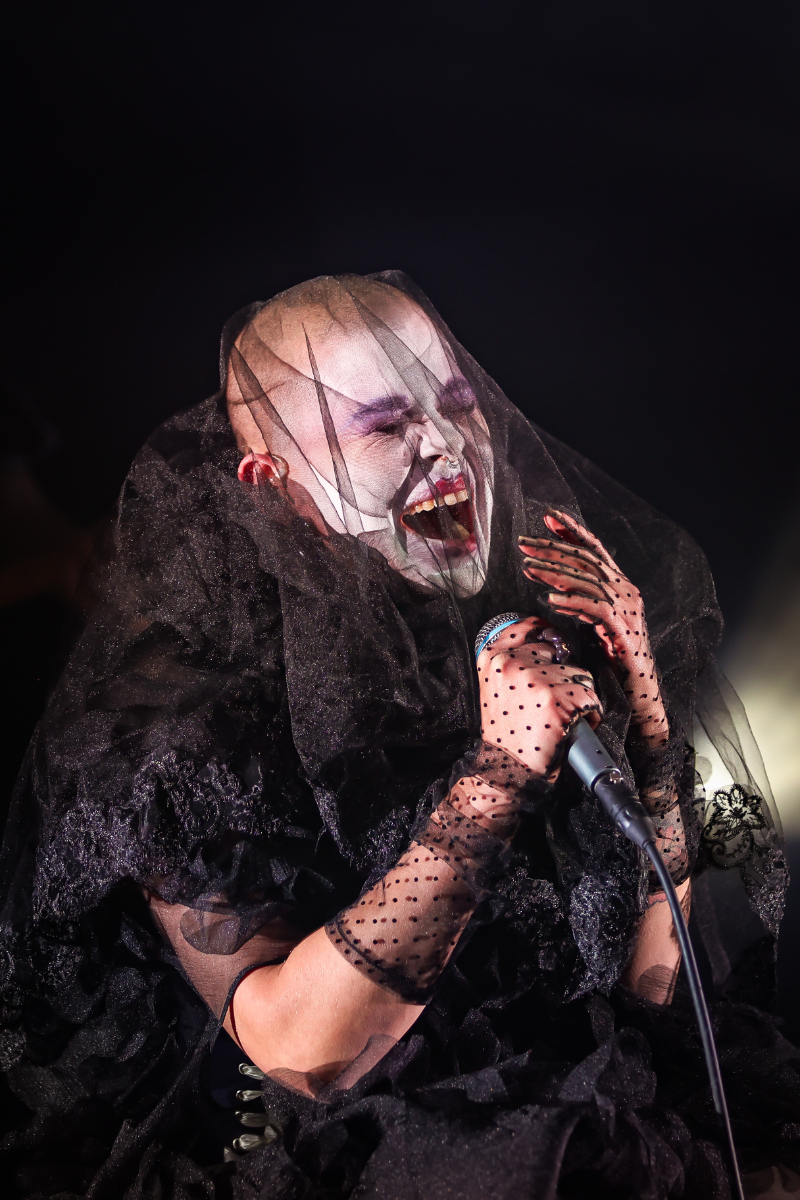 Kovacs support Morpheus @ Effenaar, picture 3, photographed by Kitty van de Waart - FrontView Magazine