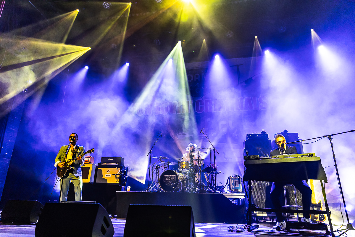 Fun Lovin' Criminals @ De Roma, picture 1, photographed by Marc Verdonck - FrontView Magazine