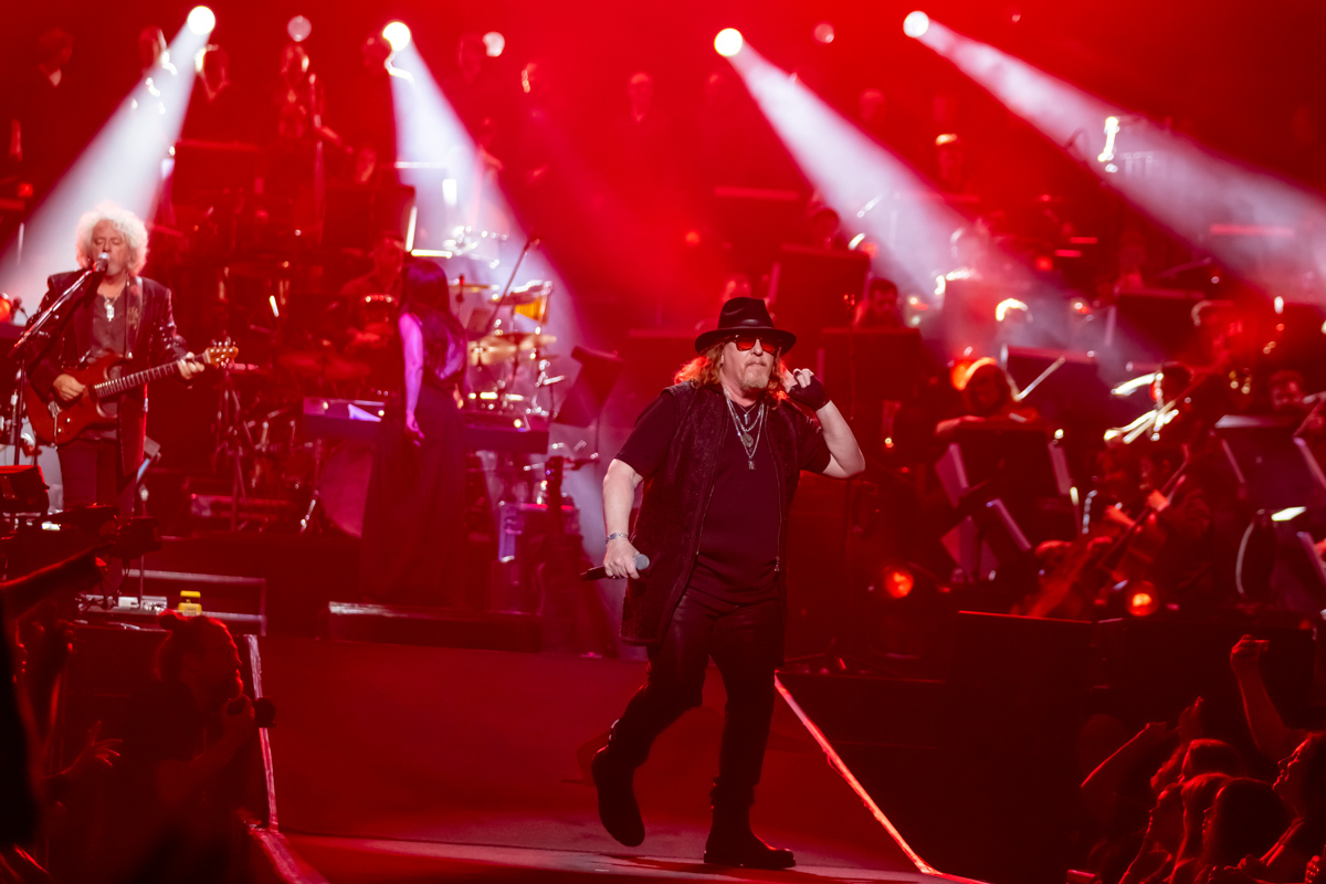 Night of the Proms 2023 @ Sportpaleis, picture 40, photographed by dirk janssens - FrontView Magazine