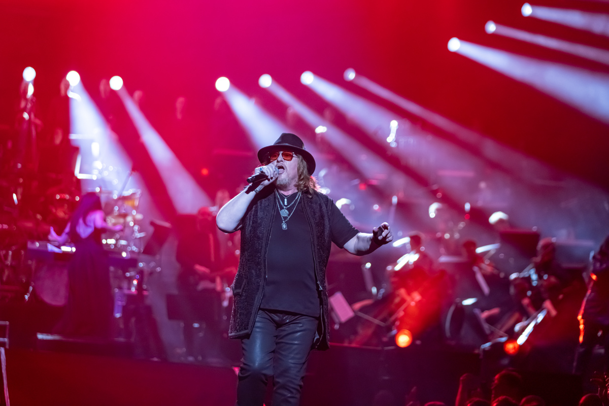 Night of the Proms 2023 @ Sportpaleis, picture 41, photographed by dirk janssens - FrontView Magazine