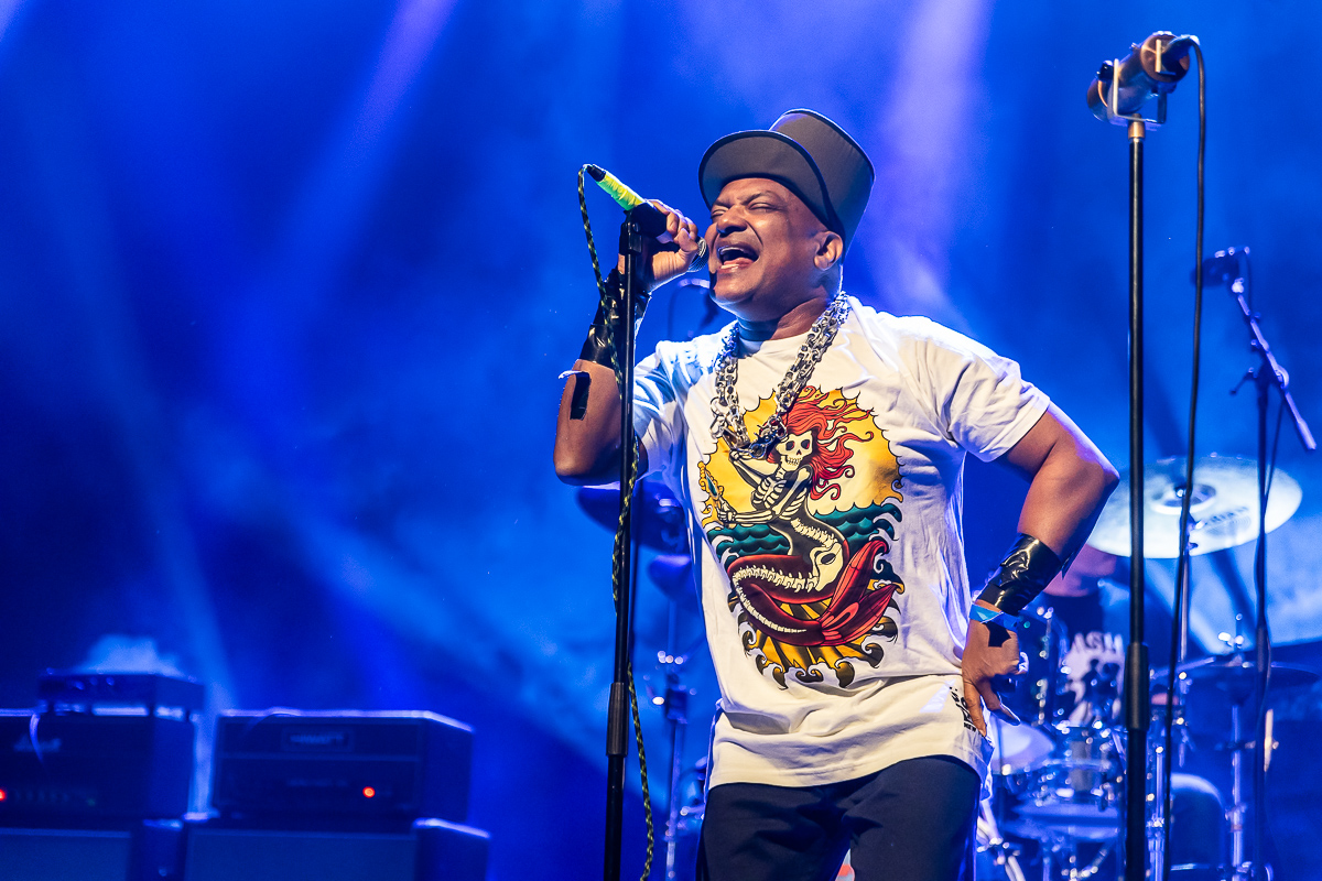 Rudeboy Plays Urban Dance Squad @ De Roma, picture 13, photographed by Marc Verdonck - FrontView Magazine