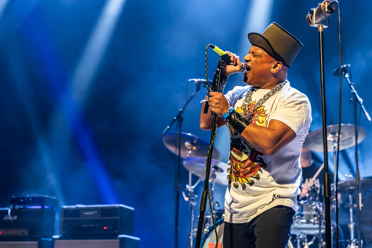 Rudeboy Plays Urban Dance Squad @ De Roma, picture 15, photographed by Marc Verdonck - FrontView Magazine