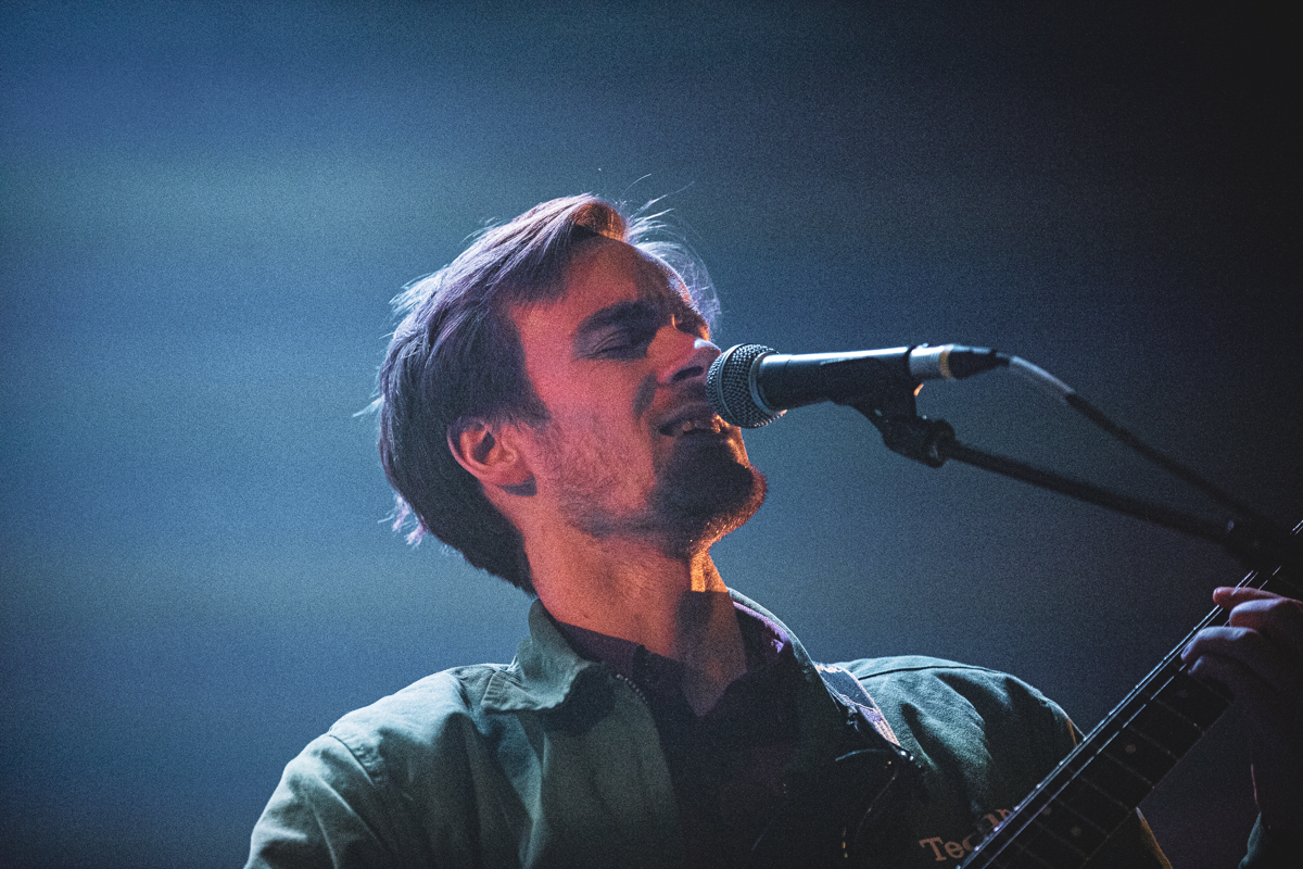 Noonzy (support act Warhaus) @ Het Depot, picture 1, photographed by Leen Verlinden - FrontView Magazine