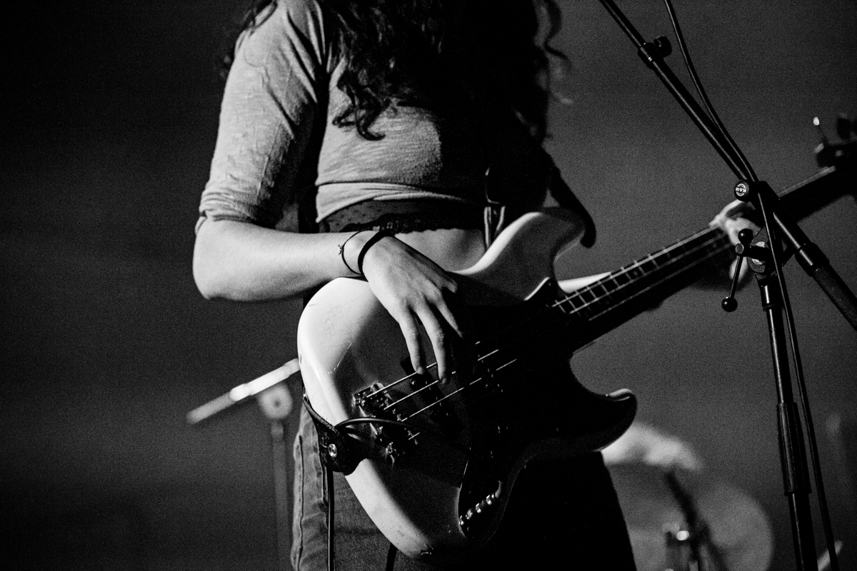 Noonzy (support act Warhaus) @ Het Depot, picture 11, photographed by Leen Verlinden - FrontView Magazine