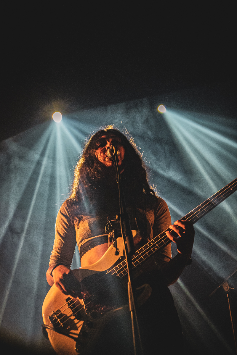 Noonzy (support act Warhaus) @ Het Depot, picture 17, photographed by Leen Verlinden - FrontView Magazine