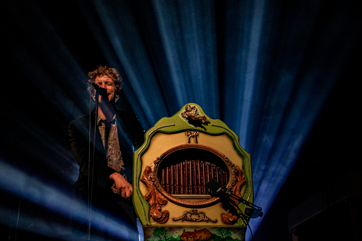 Warhaus @ Het Depot, foto 27, foto's door Leen Verlinden - FrontView Magazine