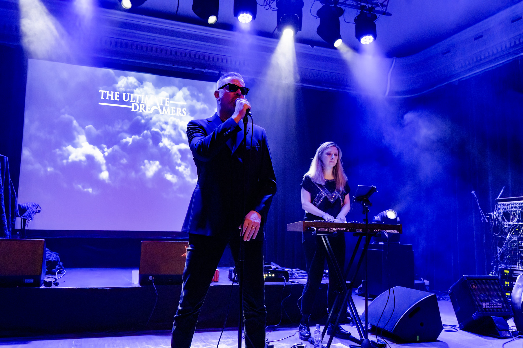 The Ultimate Dreamers @ Bimfest XXI (De Casino), picture 2, photographed by Luc Klinckaert - FrontView Magazine