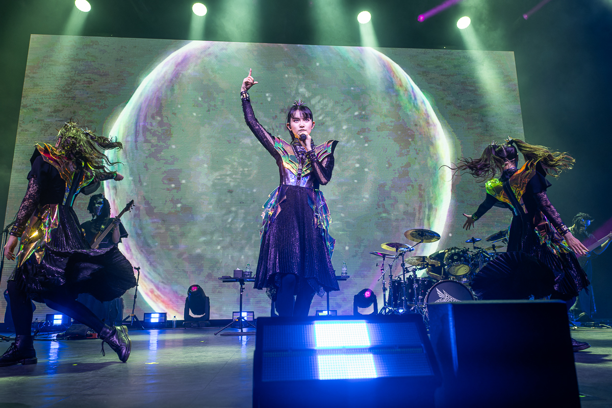 BABYMETAL @ 013, foto 1, foto's door David Johnson - FrontView Magazine