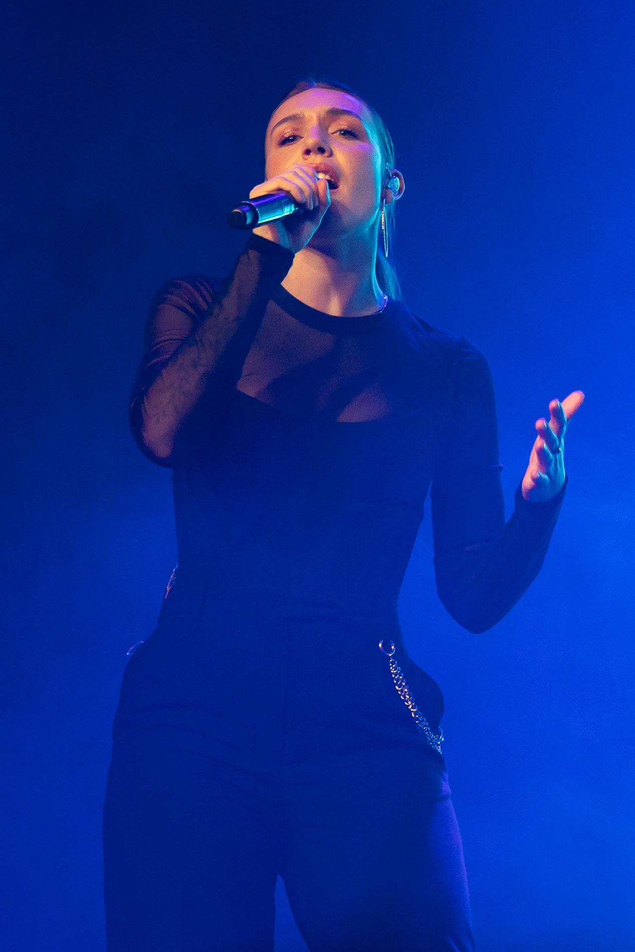 Maan @ Het Depot, picture 11, photographed by Jürgen Bruynooghe - FrontView Magazine
