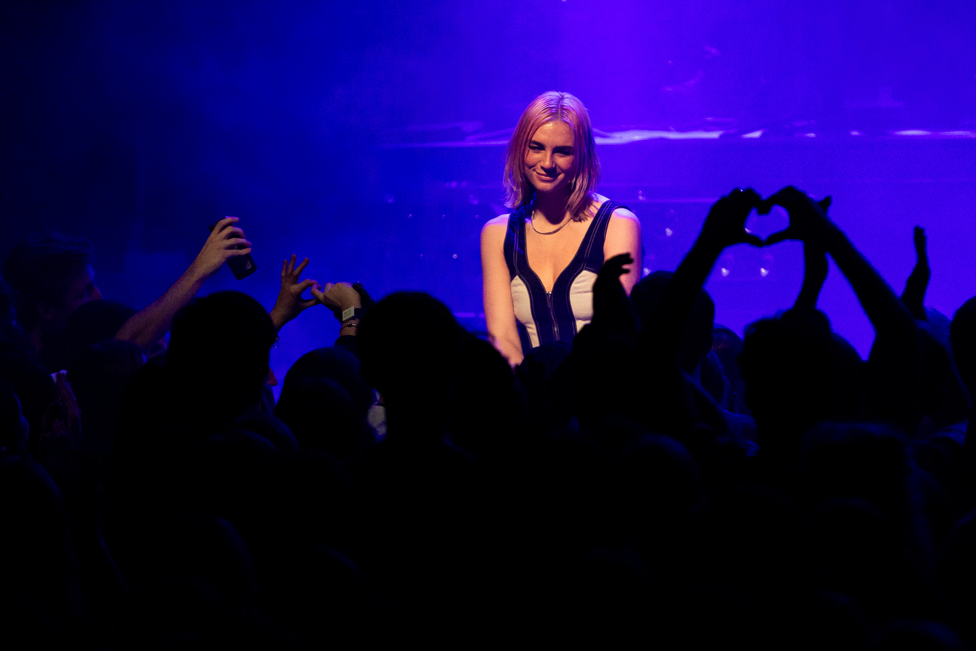 Maan @ Het Depot, picture 38, photographed by Jürgen Bruynooghe - FrontView Magazine