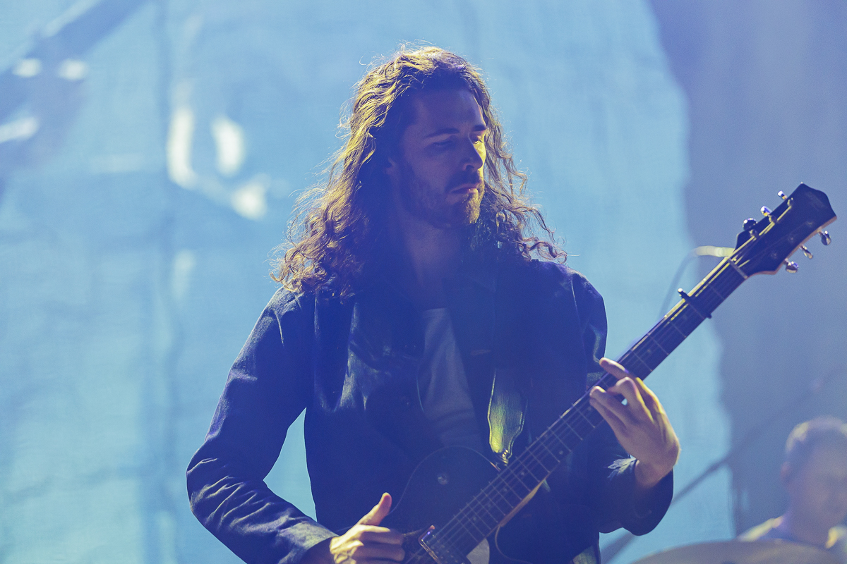 Hozier @ Vorst Nationaal, picture 16, photographed by Peter Smet - FrontView Magazine