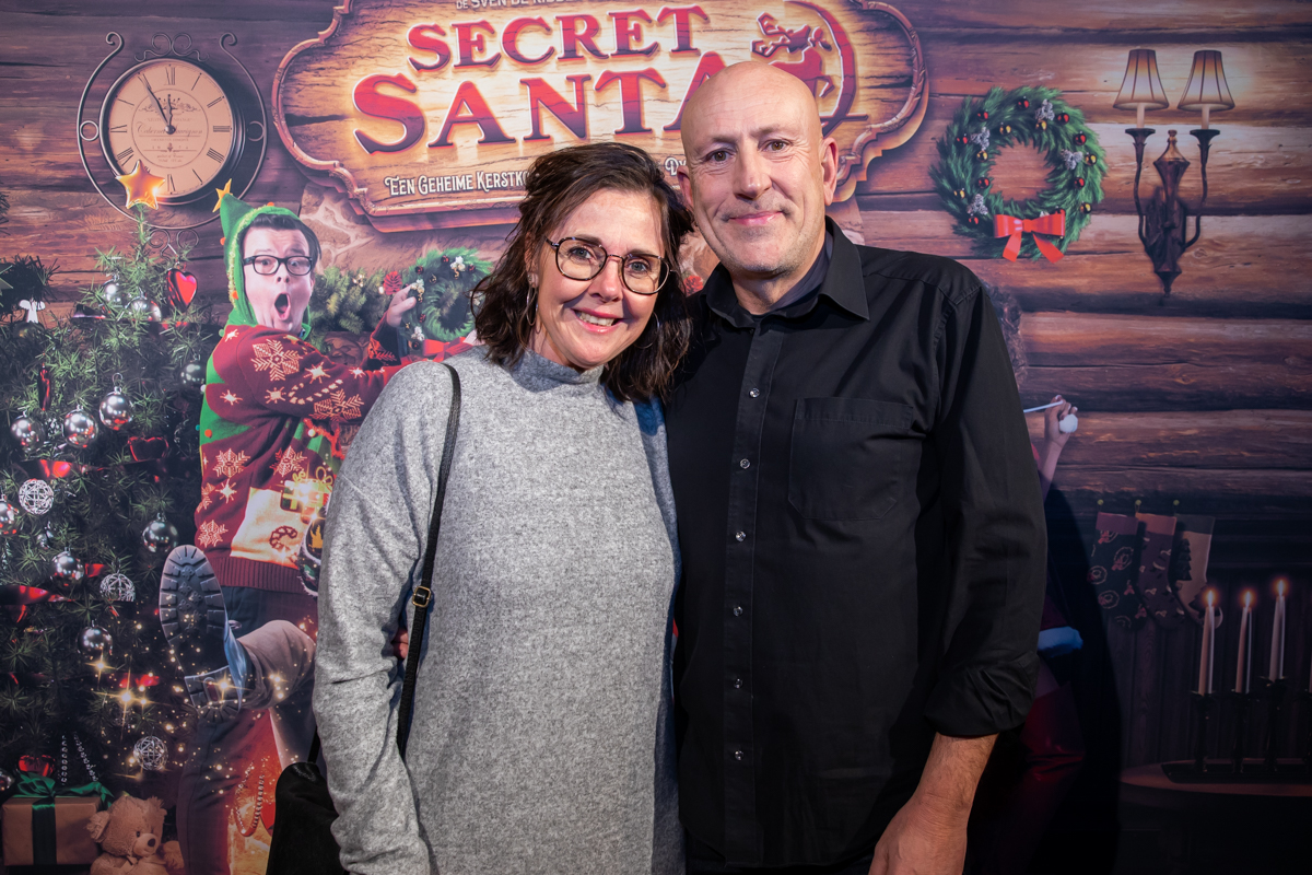 Première Secret Santa @ Rode zaal Fakkeltheater, foto 7, foto's door Goele Bormans - FrontView Magazine