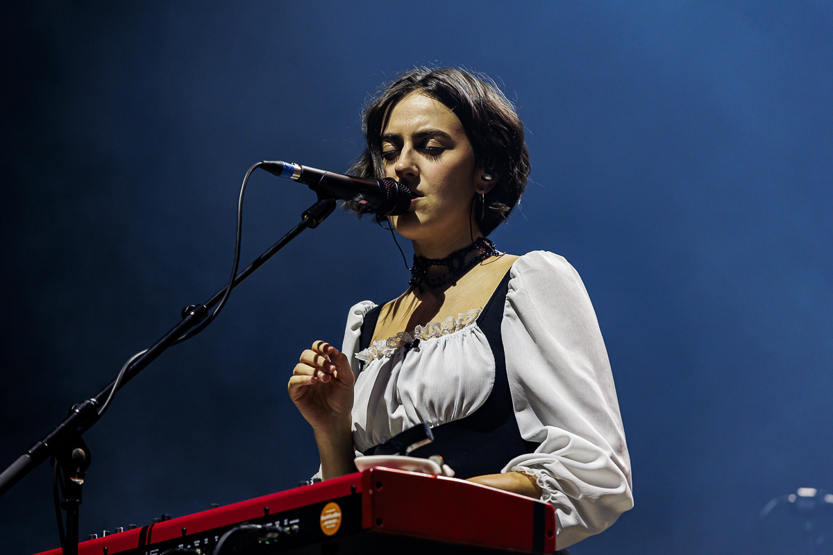 The Last Dinner Party @ Vorst Nationaal, picture 12, photographed by Peter Smet - FrontView Magazine