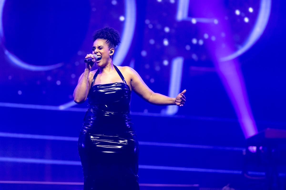 Q-Pop 2023 @ Sportpaleis, picture 17, photographed by dirk janssens - FrontView Magazine