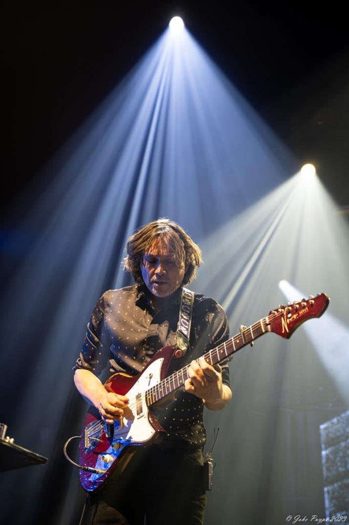 Ilse De Lange - Theatertour 2023 @ 013 Tilburg, picture 31, photographed by Joke Puype - FrontView Magazine