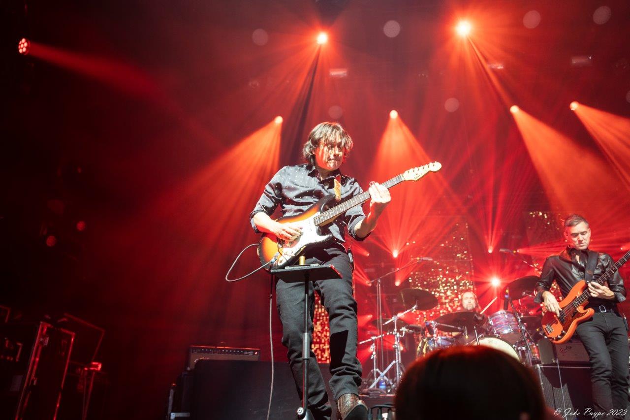 Ilse De Lange - Theatertour 2023 @ 013 Tilburg, picture 47, photographed by Joke Puype - FrontView Magazine