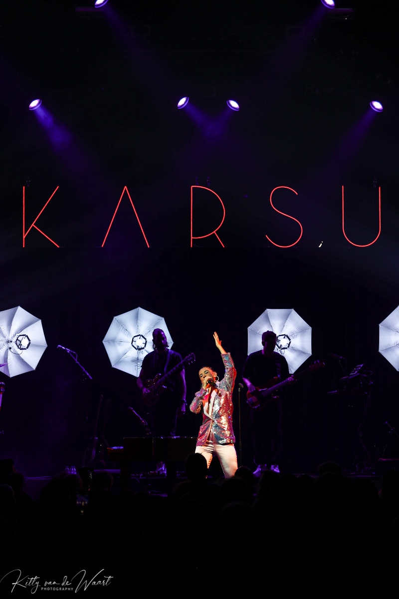 KARSU @ Effenaar, picture 15, photographed by Kitty van de Waart - FrontView Magazine