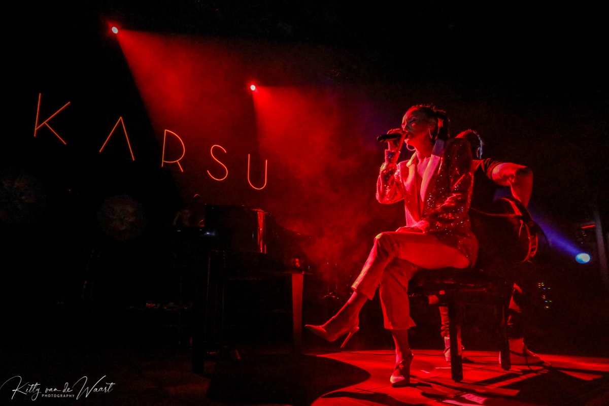 KARSU @ Effenaar, picture 29, photographed by Kitty van de Waart - FrontView Magazine