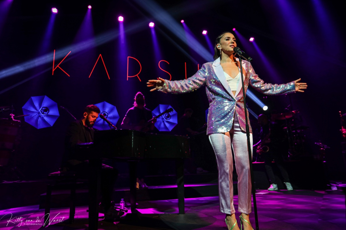 KARSU @ Effenaar, picture 34, photographed by Kitty van de Waart - FrontView Magazine