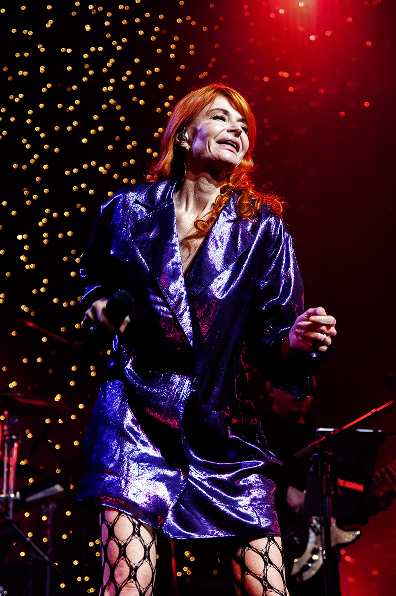Axelle Red- A Very Special Christmas @ Het Depot, picture 18, photographed by Jurgen Van De Maele - FrontView Magazine