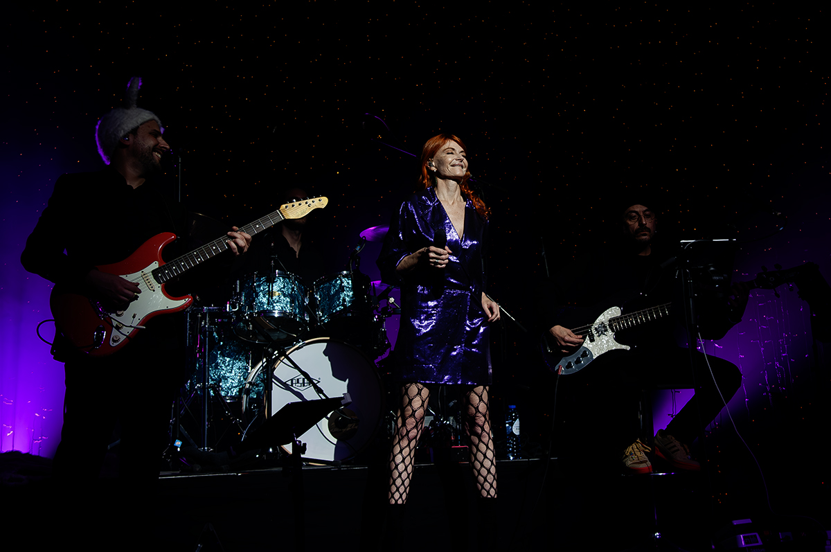 Axelle Red- A Very Special Christmas @ Het Depot, picture 23, photographed by Jurgen Van De Maele - FrontView Magazine