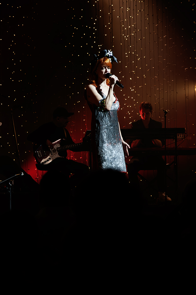 Axelle Red- A Very Special Christmas @ Het Depot, picture 32, photographed by Jurgen Van De Maele - FrontView Magazine