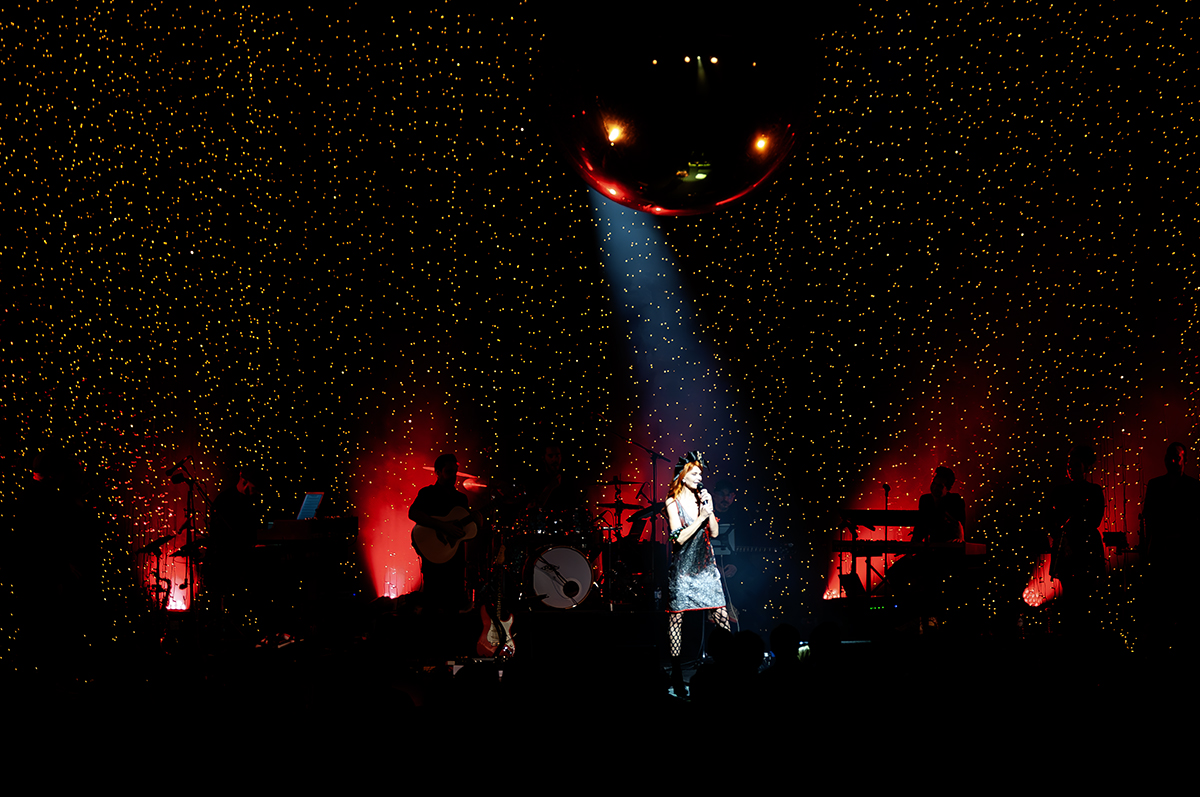Axelle Red- A Very Special Christmas @ Het Depot, picture 33, photographed by Jurgen Van De Maele - FrontView Magazine