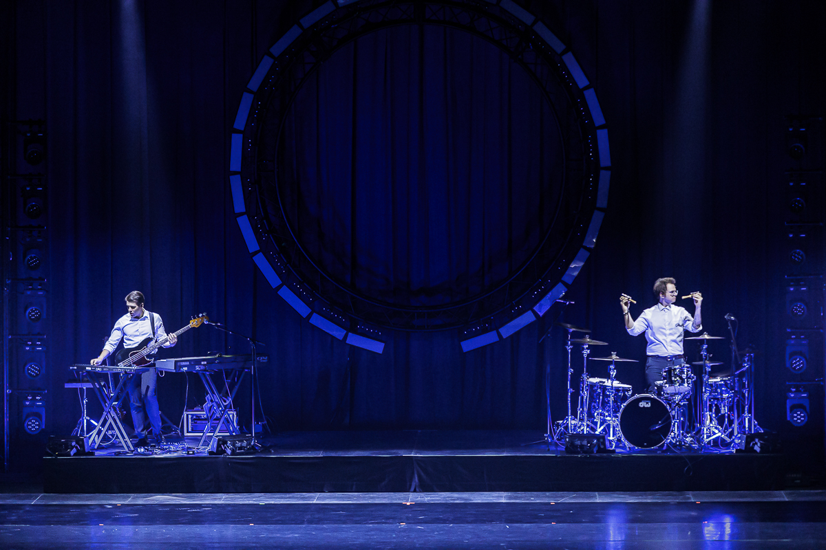 Lindsey Stirling - Snow Waltz Tour @ ING Arena, picture 3, photographed by Peter Smet - FrontView Magazine