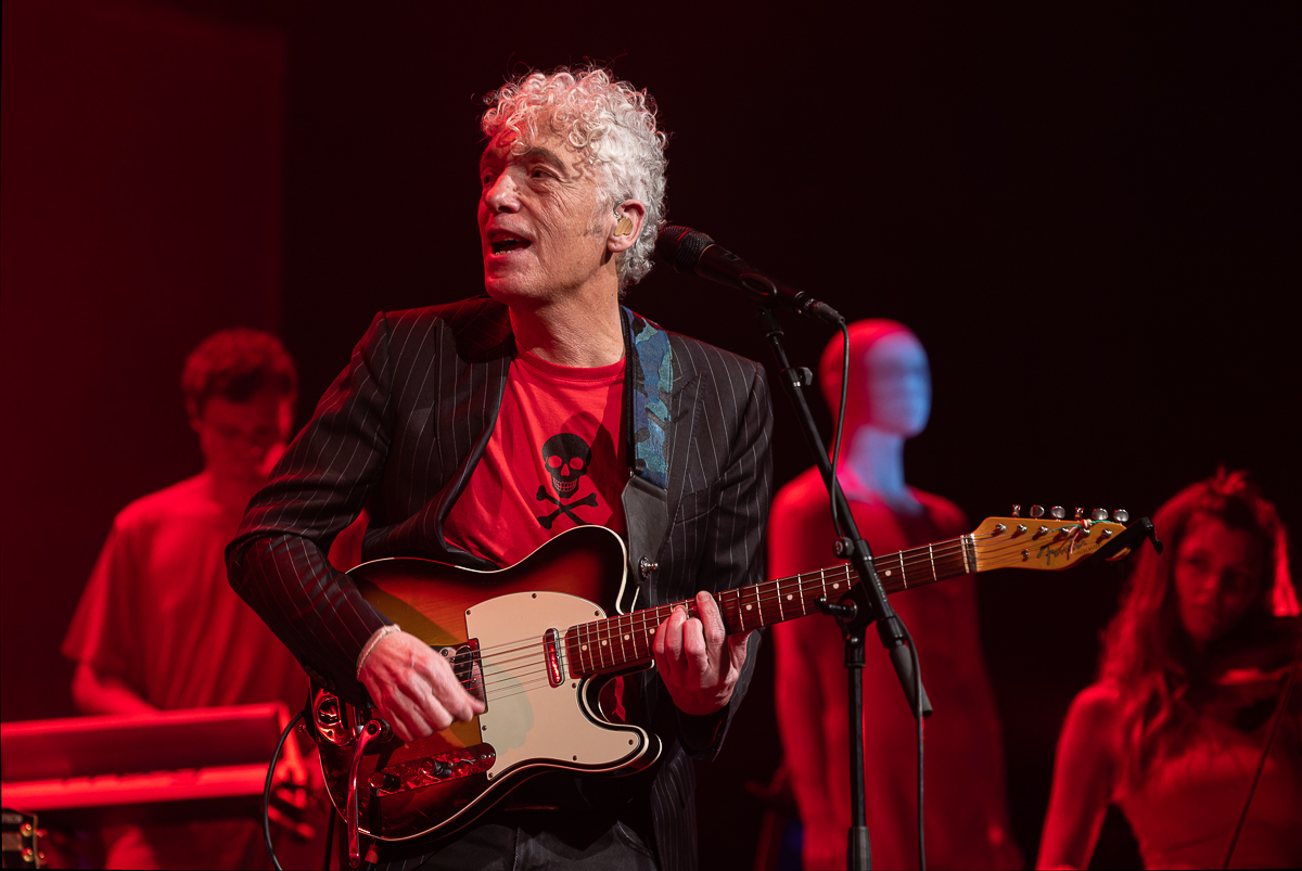 Spinvis @ De Roma, picture 7, photographed by David Johnson - FrontView Magazine