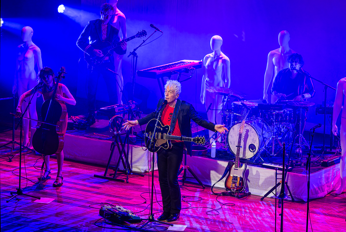 Spinvis @ De Roma, picture 10, photographed by David Johnson - FrontView Magazine