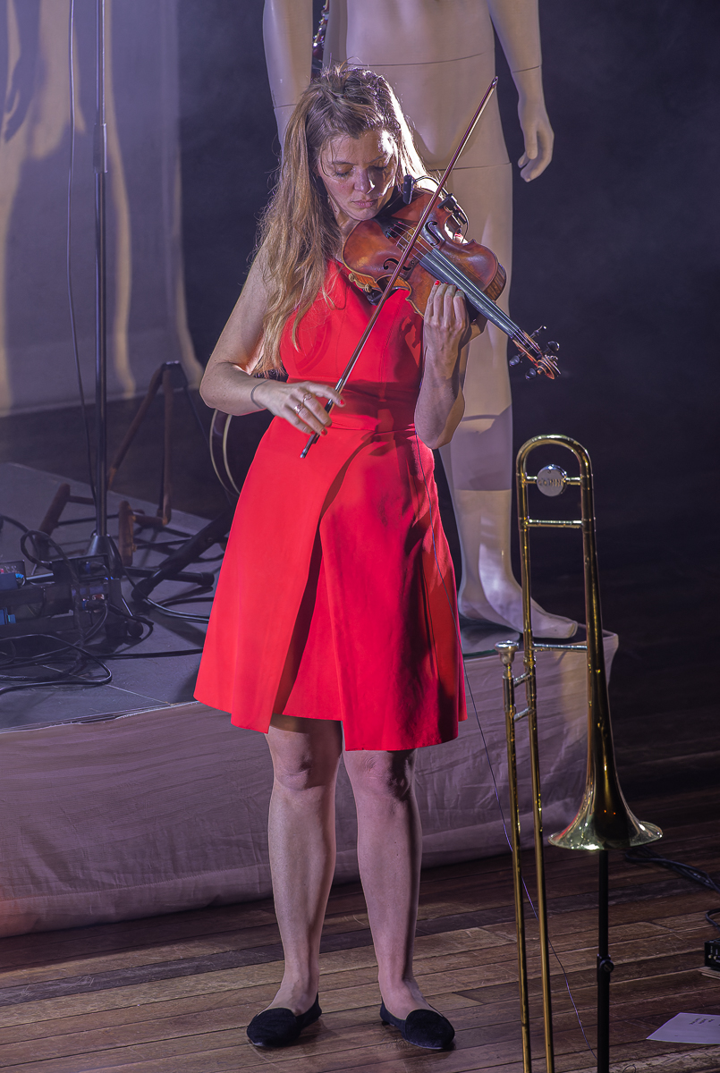 Spinvis @ De Roma, picture 13, photographed by David Johnson - FrontView Magazine