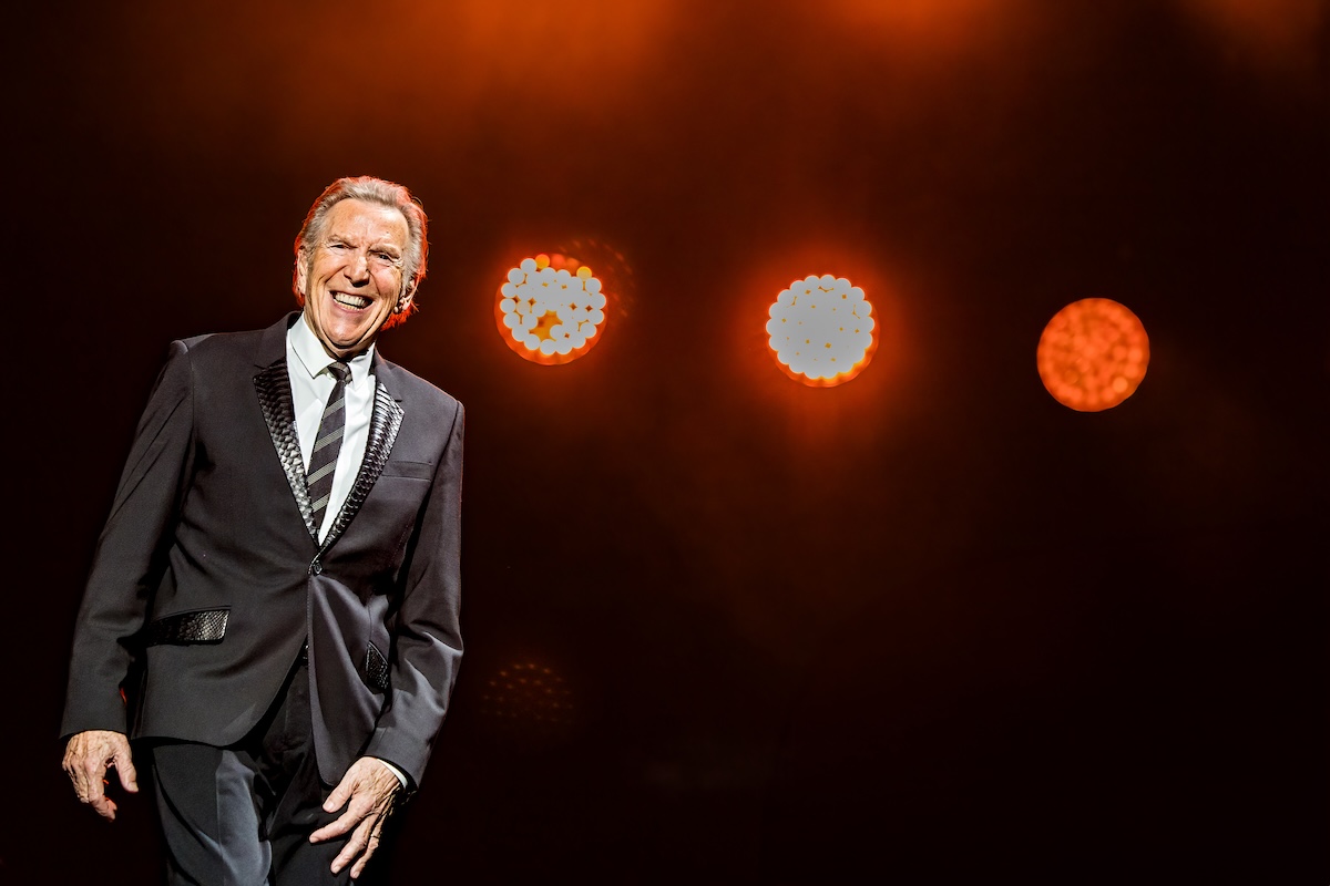 Will Tura Nodigt Uit @ Sportpaleis, picture 1, photographed by Dorien Goetschalckx - FrontView Magazine