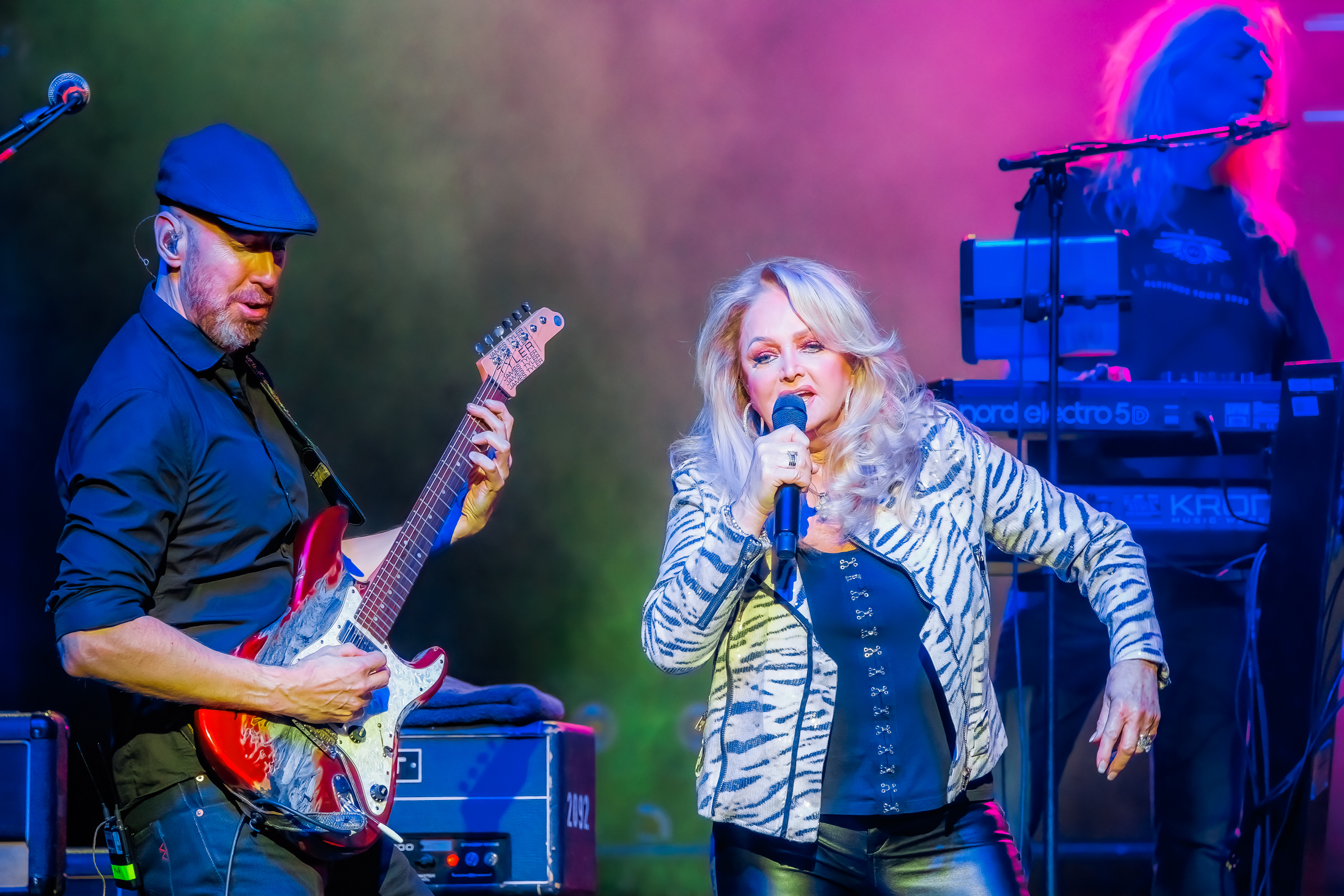 Bonnie Tyler Live in concert, picture 3, photographed by Paul Jongeneelen - FrontView Magazine