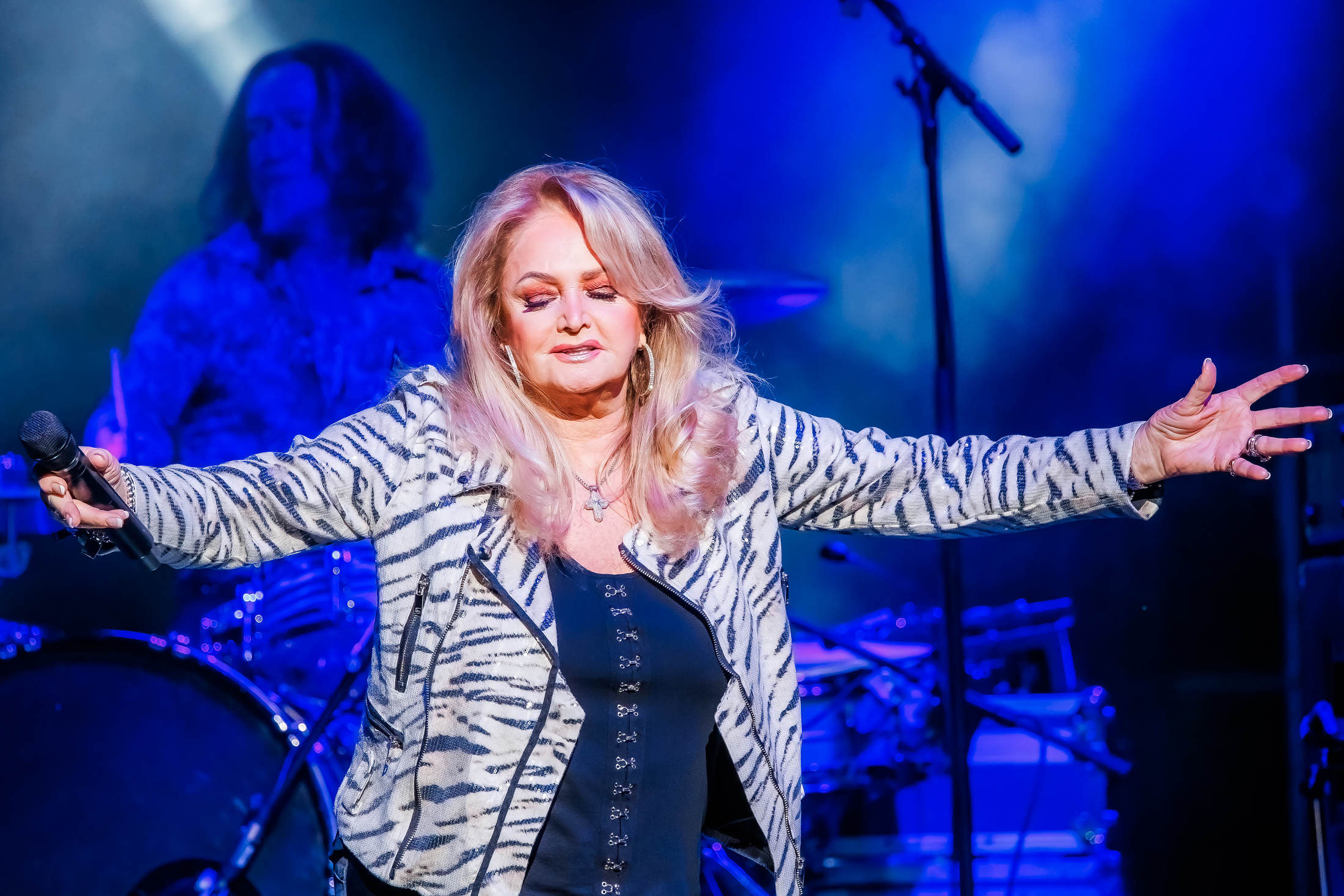 Bonnie Tyler Live in concert, picture 10, photographed by Paul Jongeneelen - FrontView Magazine