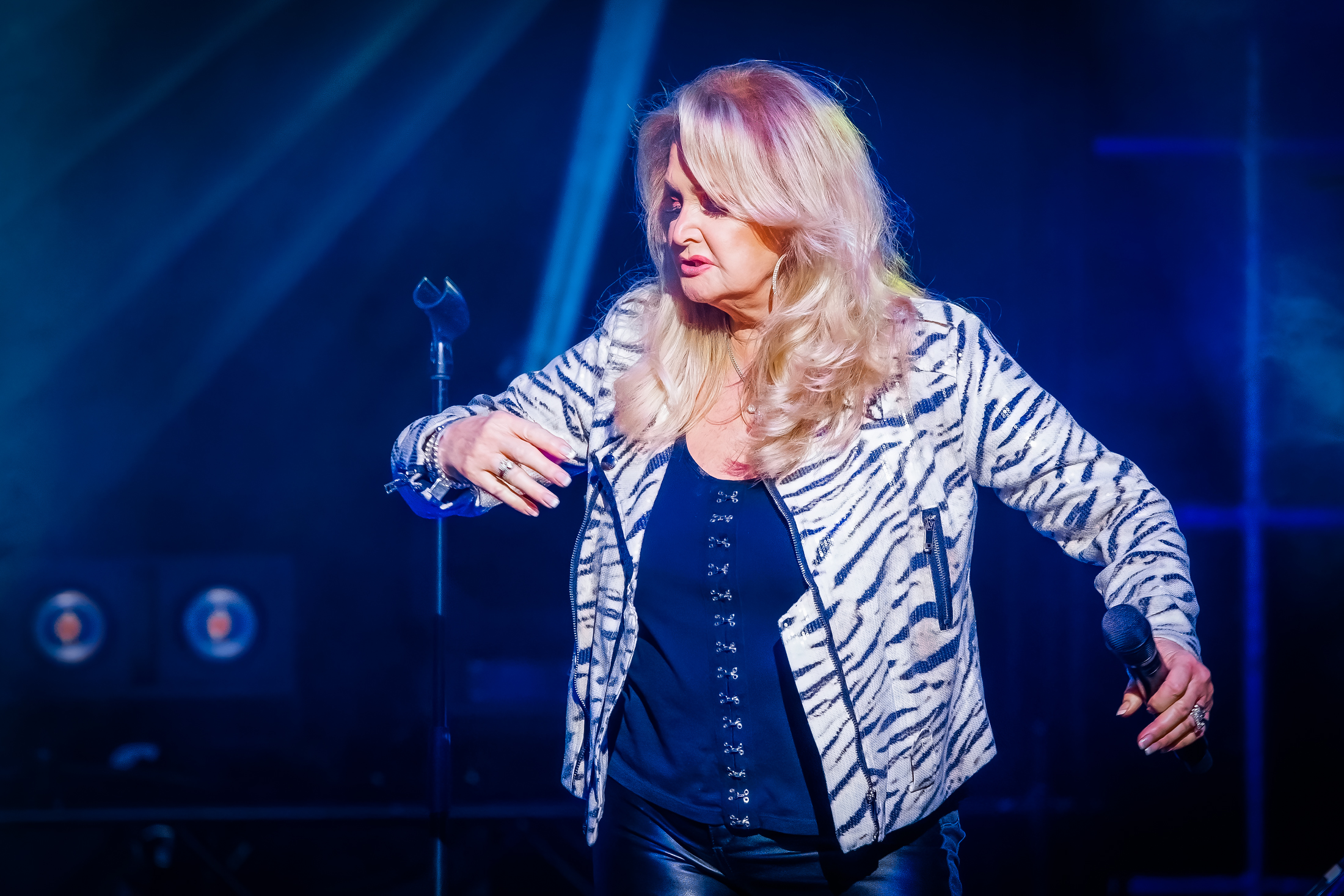 Bonnie Tyler Live in concert, picture 18, photographed by Paul Jongeneelen - FrontView Magazine