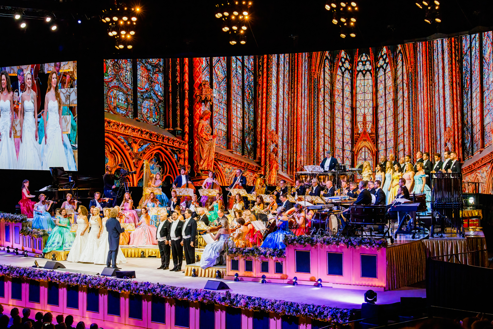 André Rieu in concert World Tour, foto 57, foto's door Paul Jongeneelen - FrontView Magazine