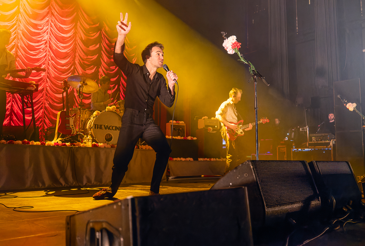 The Vaccines @ AB, picture 8, photographed by David Johnson - FrontView Magazine