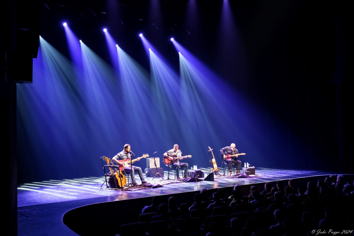K's Choice - 30th Anniversary Tour @ De Warande, picture 12, photographed by Joke Puype - FrontView Magazine