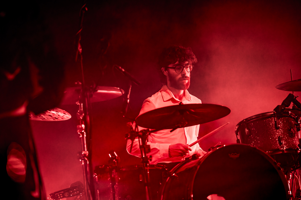 Nothing But Thieves @ Lotto Arena, picture 2, photographed by Dorien Goetschalckx - FrontView Magazine