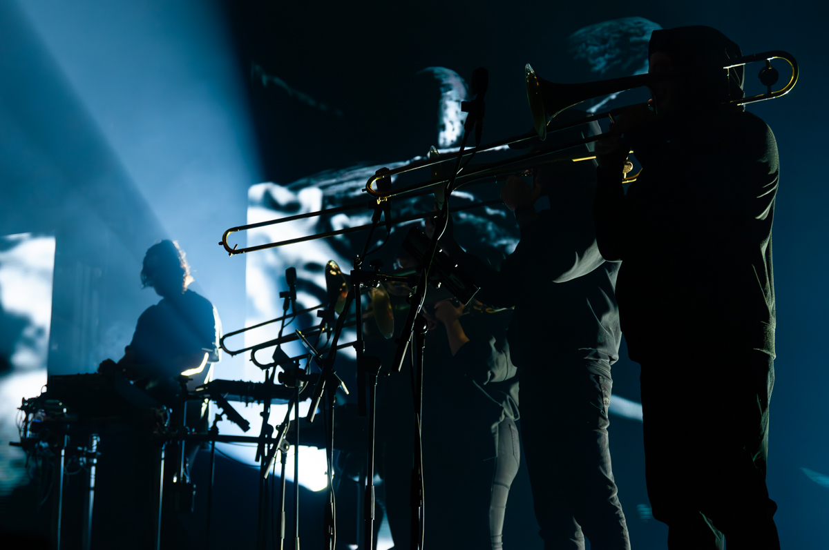 Apashe @ Ancienne Belgique, picture 3, photographed by Jurgen Van De Maele - FrontView Magazine