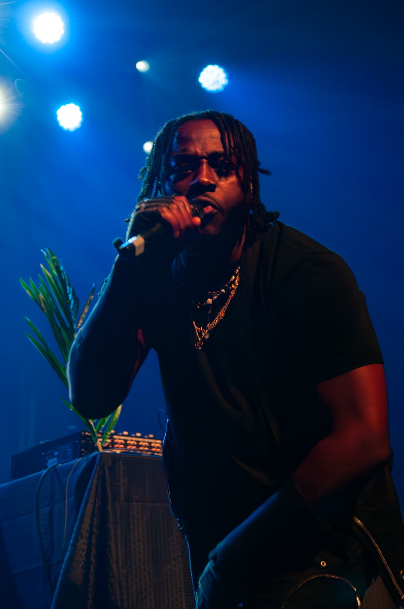 Wasiu @ Ancienne Belgique, picture 2, photographed by Jurgen Van De Maele - FrontView Magazine