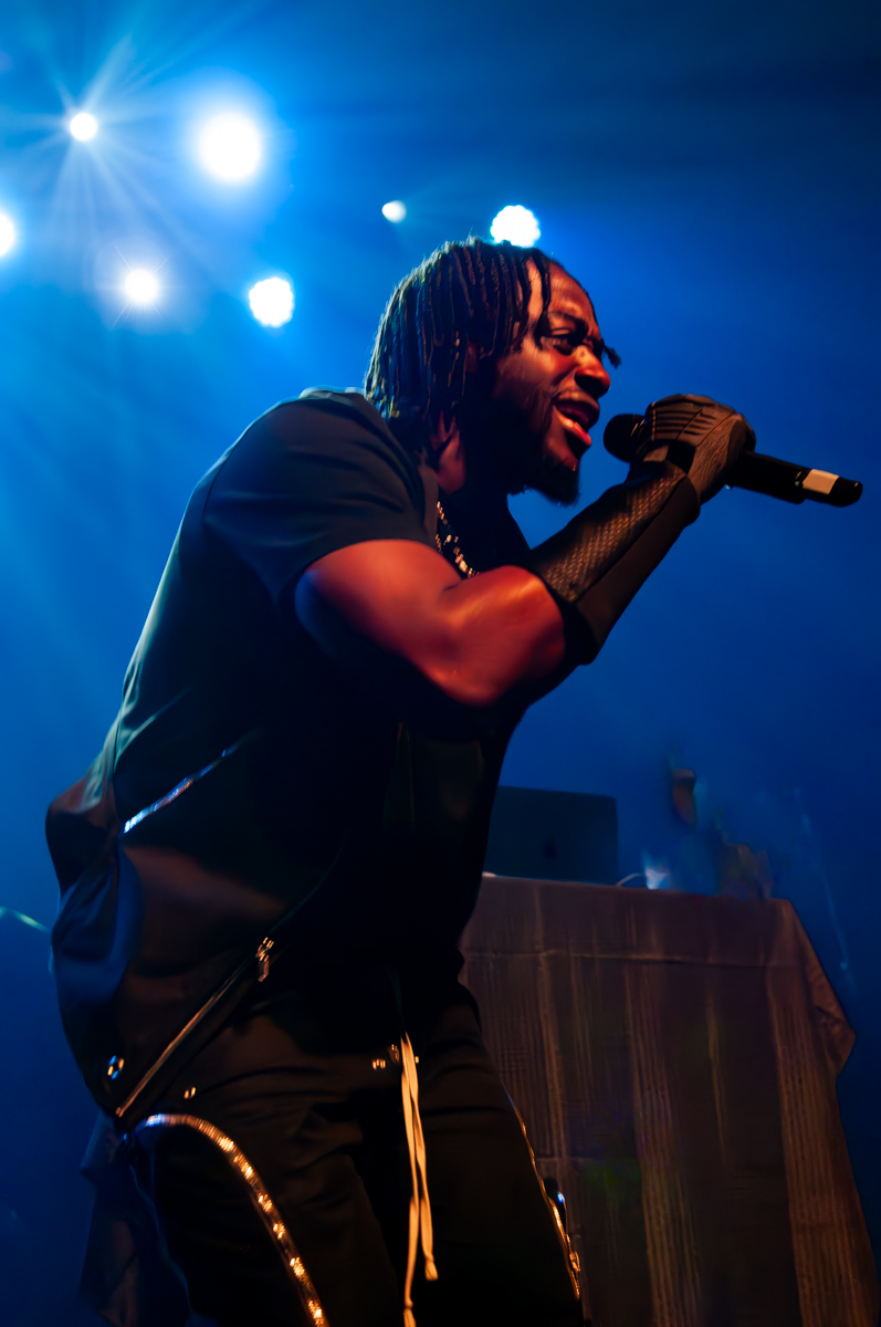 Wasiu @ Ancienne Belgique, picture 3, photographed by Jurgen Van De Maele - FrontView Magazine